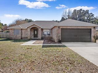 8111 Raleigh St, Navarre, FL 32566