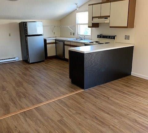 3rd image of 91 Beacon Ave #3A