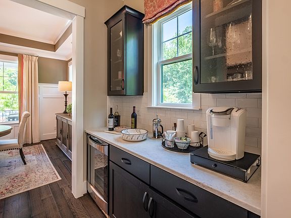 04-Optional Butlers Pantry