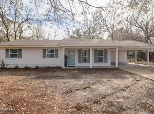 2813 Nina Dr, Picayune, MS 39466