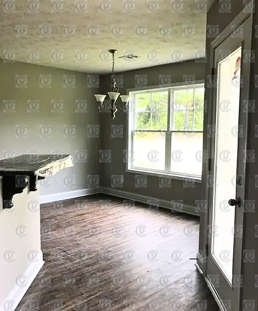 4 bed, 1755 sqft, $1,900 — Photo 4