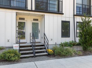 6026 Sand Point Way NE, Seattle, WA 98115