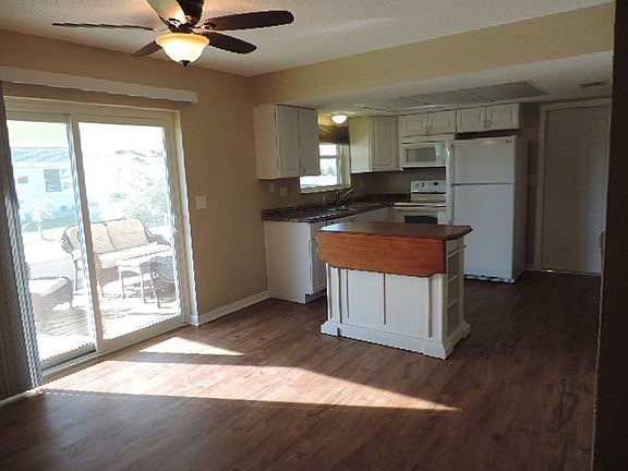 4th image of 37 E Sea Harbor Dr