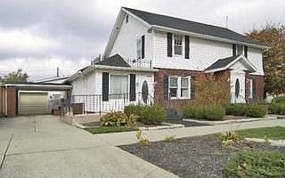 2nd image of 23 E Ottawa St