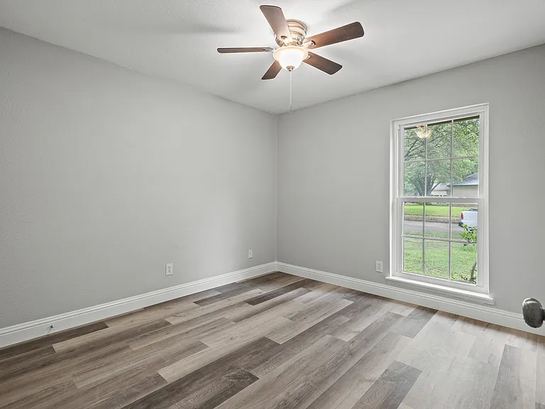 3939 Branch Hollow Dr — Photo 11