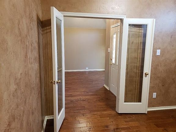 4th image of 4720 Olympia Trace Cir