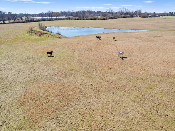 3323 Craig Rd, Broken Bow, OK 74728