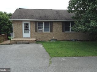 9134 Letzburg Rd, Greencastle, PA 17225