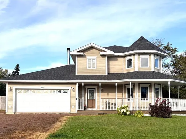 45 Finn Avenue, Grand Falls-Windsor, NL A2A2M9