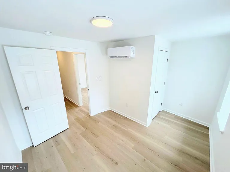 5031 W Girard Ave #2 — Photo 7