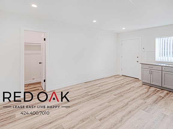 2nd image of 8140 1/4 Langdon Ave #37