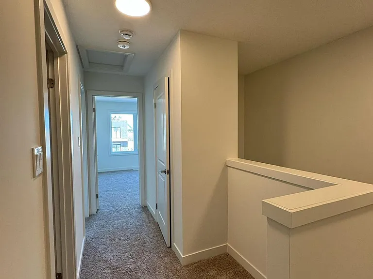 824 Woolwich St #163 — Photo 7
