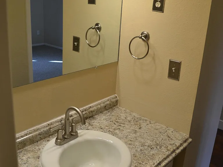 638 E Williamsburg Park Cir — Photo 16