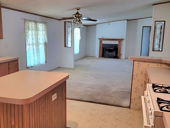4th image of 2598 Ayala Dr Space 26