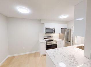 2183 W 44th Ave #108, Vancouver, BC V6M 2G4