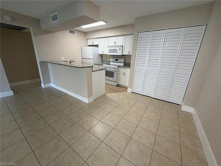 5317 Summerlin Rd #1702 — Photo 9