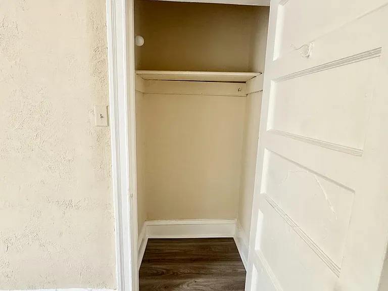 5040 Walnut St #3R — Photo 3