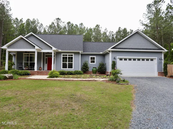 135 Autumn Ridge, Aberdeen, NC 28315