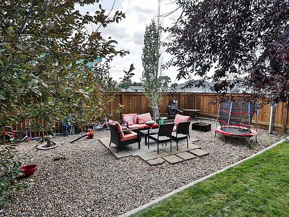 4th image of 5803 W 49th St