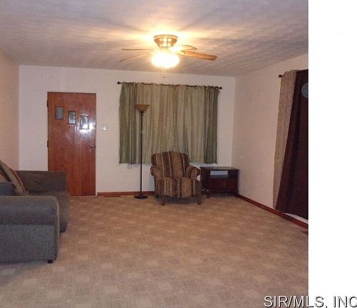4th image of 580 Sotier Pl