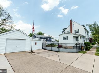 321 Spring St, Florence, NJ 08518