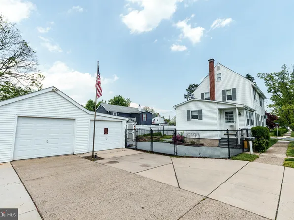 321 Spring St, Florence, NJ 08518