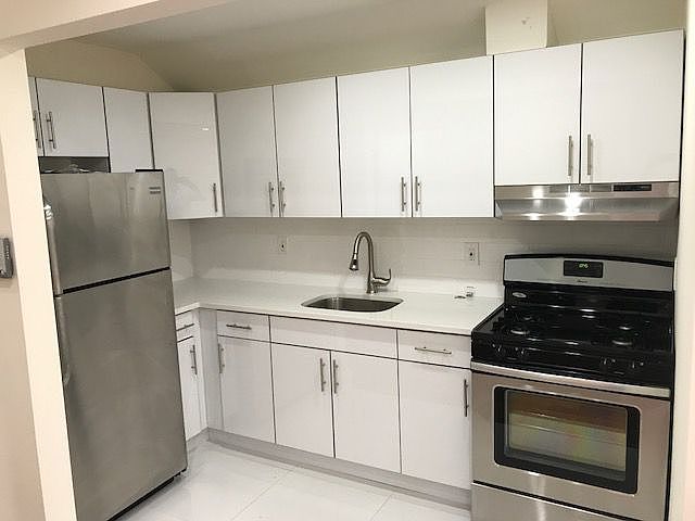 1st image of 3161 33rd St APT 2F