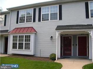 302 Andrews Ln, Moorestown, NJ 08057