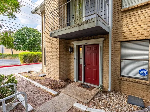 832 Banister Ln #832, Austin, TX 78704