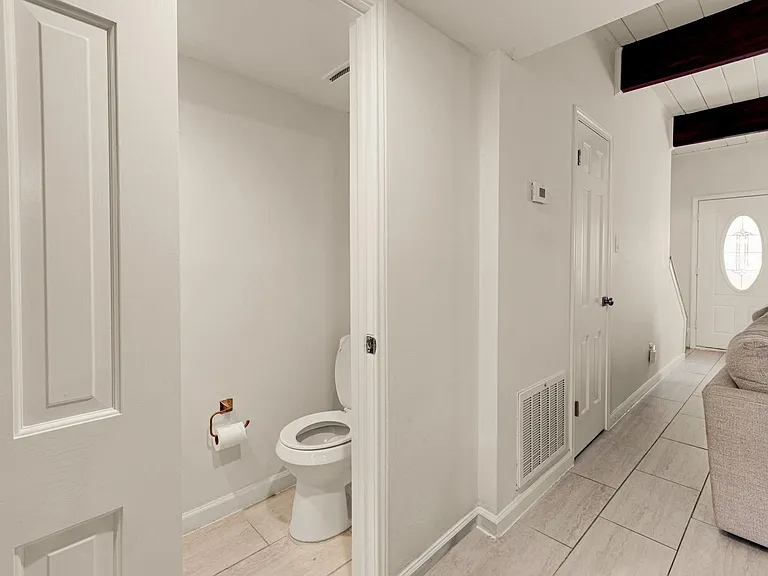 5304 Brownway St #A3 — Photo 12