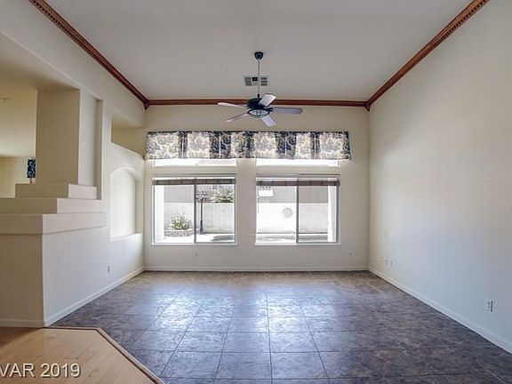 5th image of 9641 Drayton Ave
