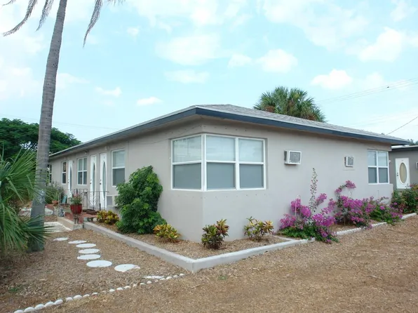 16 S H St, Lake Worth, FL 33460
