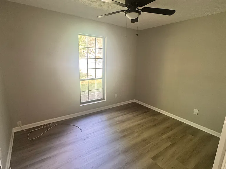 5007 Candace Cir — Photo 3