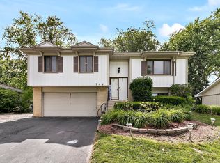 546 Linden Rd, Frankfort, IL 60423