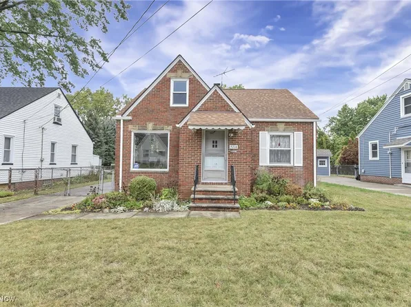 5714 Stickney Ave, Cleveland, OH 44144