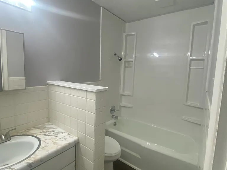 101 North Ave #11 — Photo 3