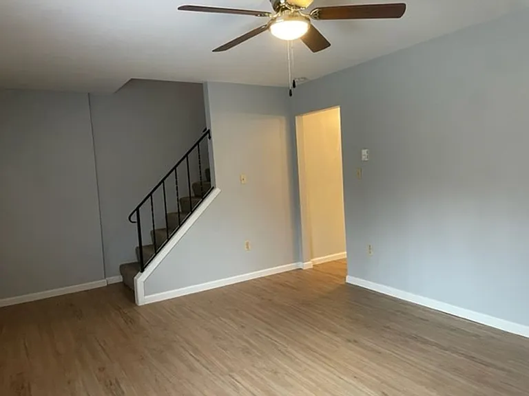 6613 Salem Park Cir — Photo 10
