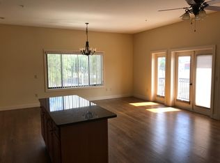 128 N Eustis St, Eustis, FL 32726