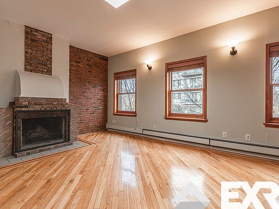 4th image of 38 Greene Ave #2KK