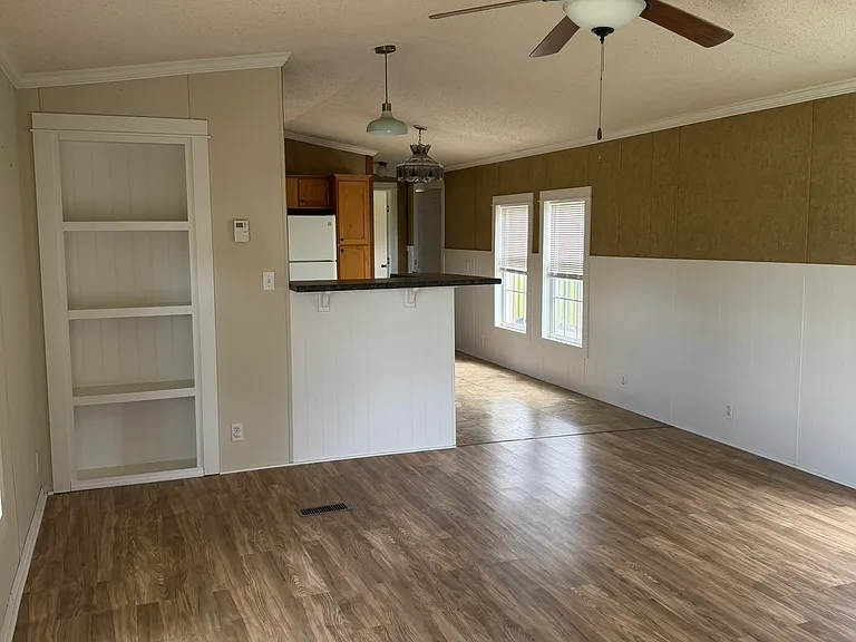 144 McCallister Rd — Photo 2