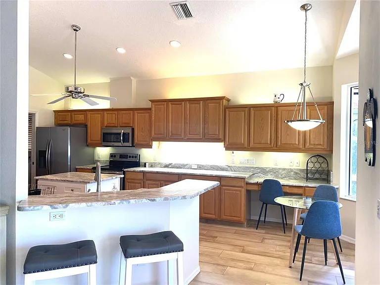 6372 Rookery Cir — Photo 15