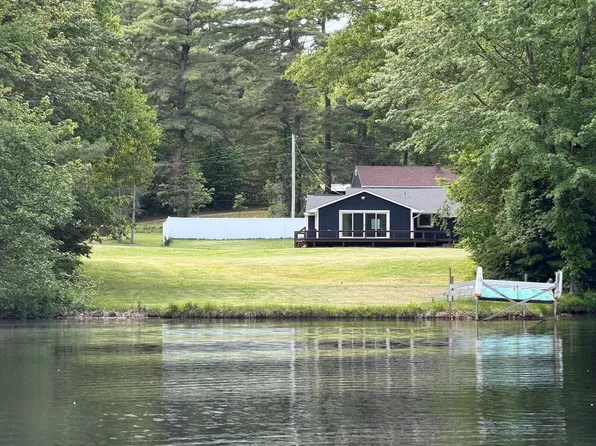 241 Mashapaug Rd, Holland, MA 01521