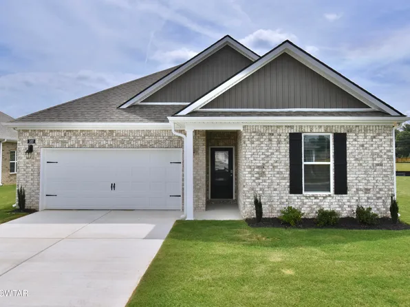 107 Gateway Dr, Jackson, TN 38305