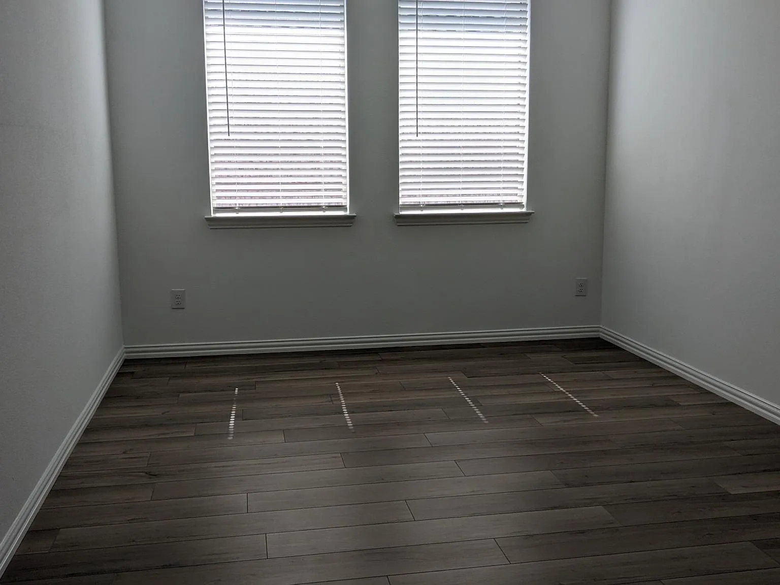 4 bed, 1996 sqft, $2,200 — Photo 4