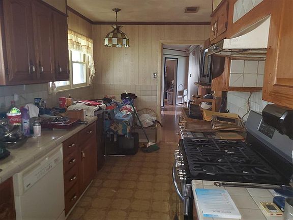 3rd image of 2709 Scruggs Park Dr
