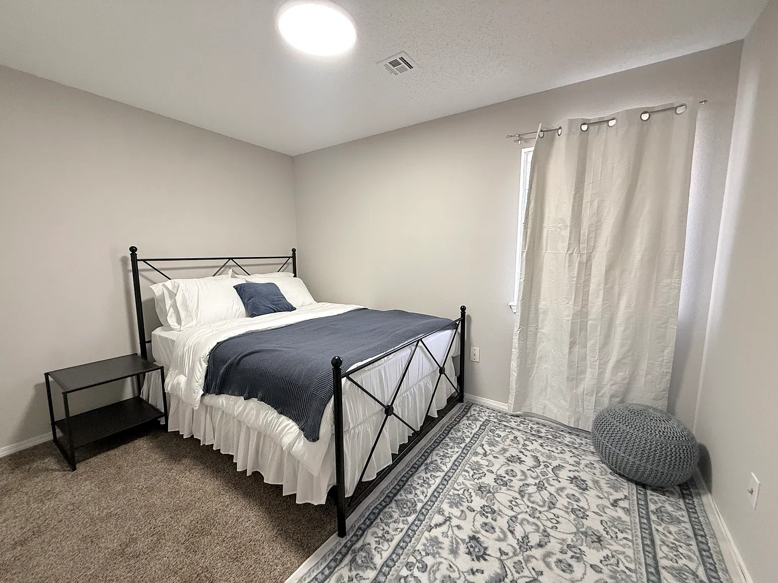 2 bed, 924 sqft, $1,500 — Photo 4