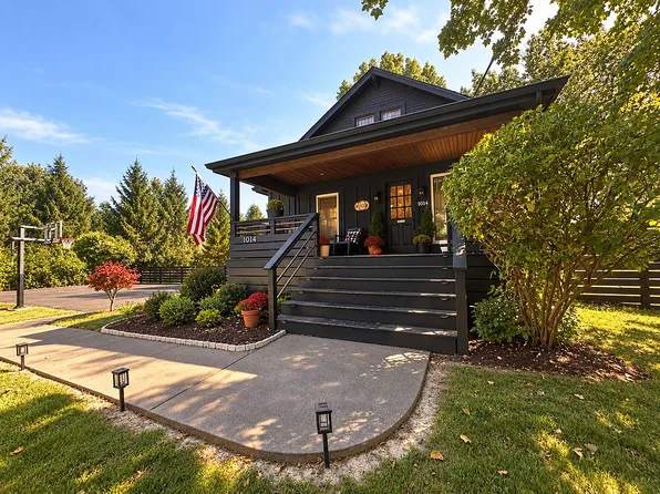 1014 W Mossville Rd, Peoria, IL 61615