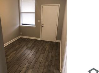 3540 W Monroe St #3E, Chicago, IL 60624