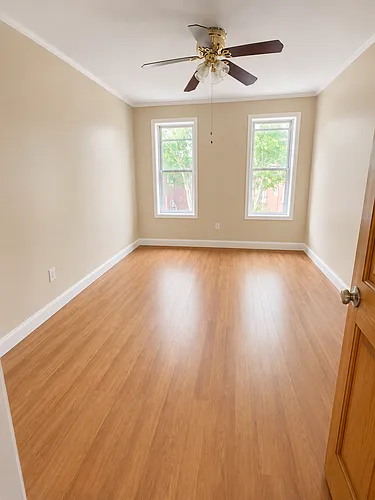 653 Park Pl #3 Photo 1