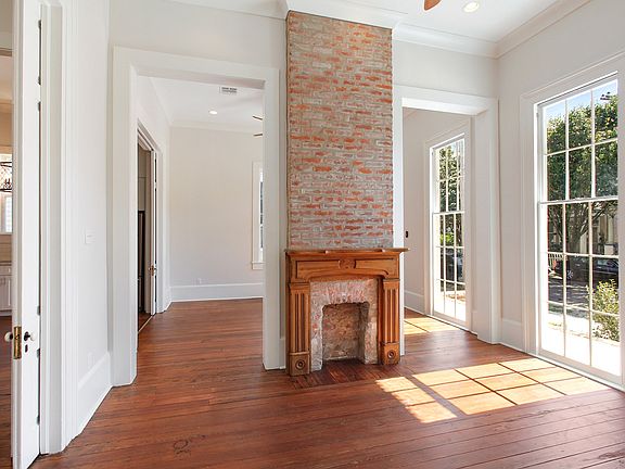 5th image of 3337 Dumaine St